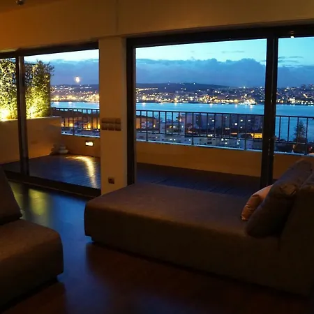 Penthouse Bellevue Almada