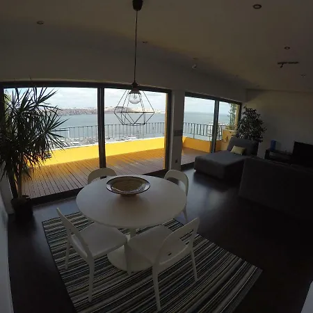 Penthouse Bellevue Αλμάδα
